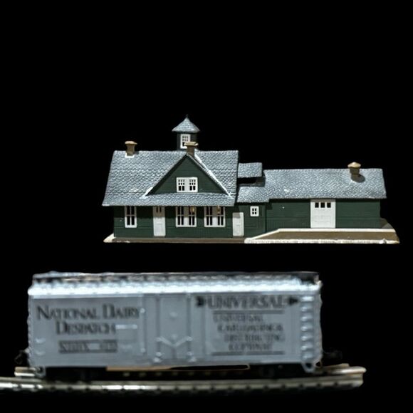 N Scale Atlas National Dairy Dispatch. NDDX 8133 - Picture 1 of 5